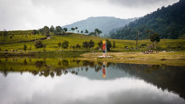 10 Destinasi Wisata Sejuk di Bogor yang Cocok untuk Melepas Penat dan Masalah